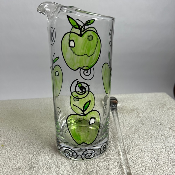 Vintage Hand Painted Apples Set of 5 Juice Pitcher & Stirer w/4 Matching Plates - Picture 2 of 11